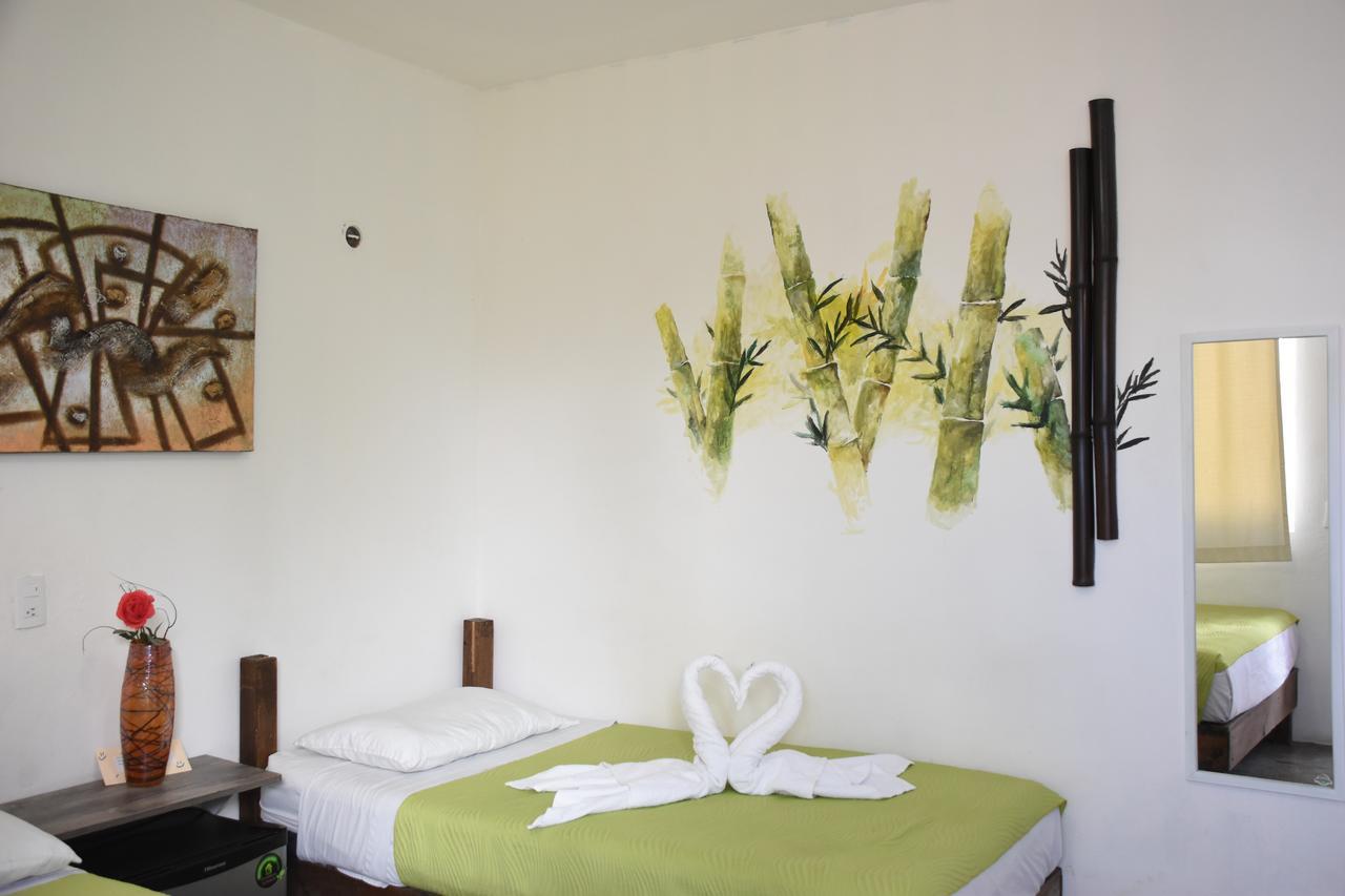 Emotion Avenida Tulum Hotel & Hostal Buitenkant foto