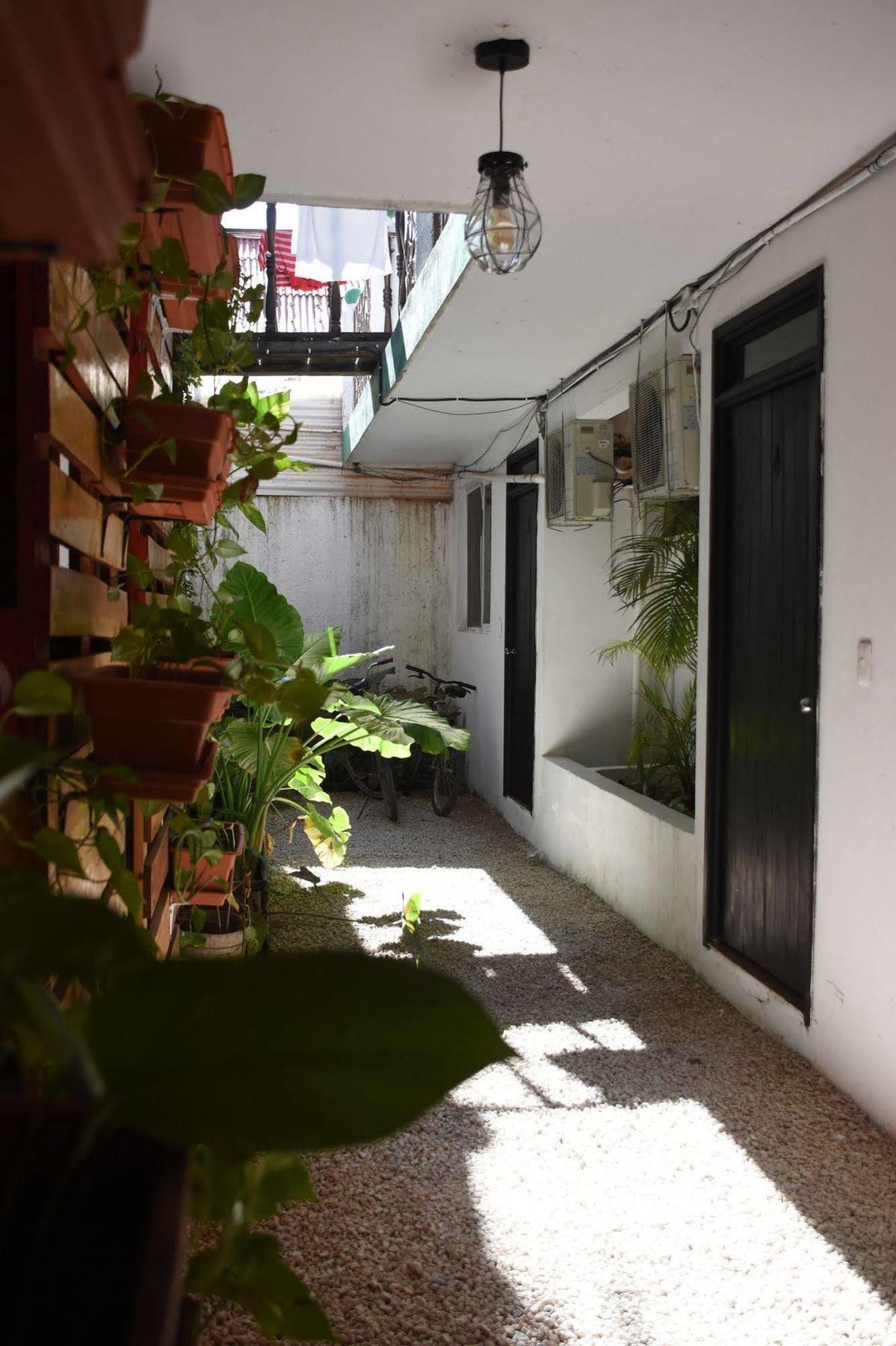 Emotion Avenida Tulum Hotel & Hostal Buitenkant foto